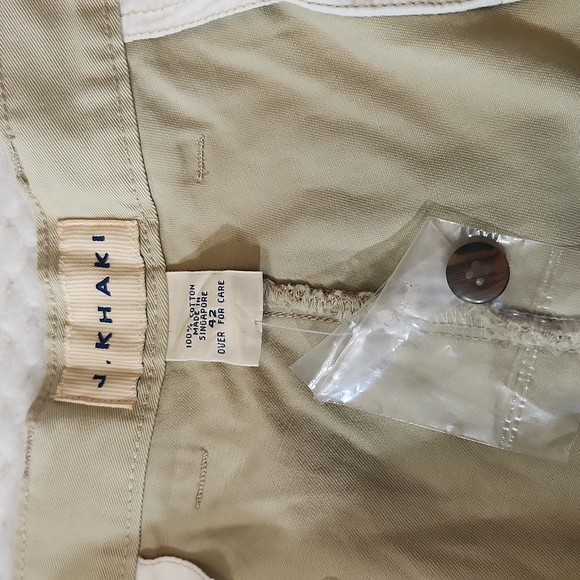 J.KHAKI RELAXED FIT KHAKI SHORTS MENS SIZE 42 - Picture 3 of 9